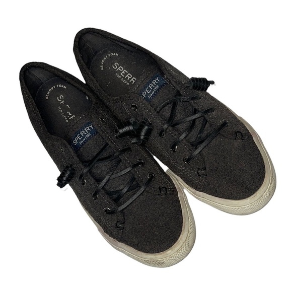 Sperry Sneakers Size 7 - Picture 1 of 8